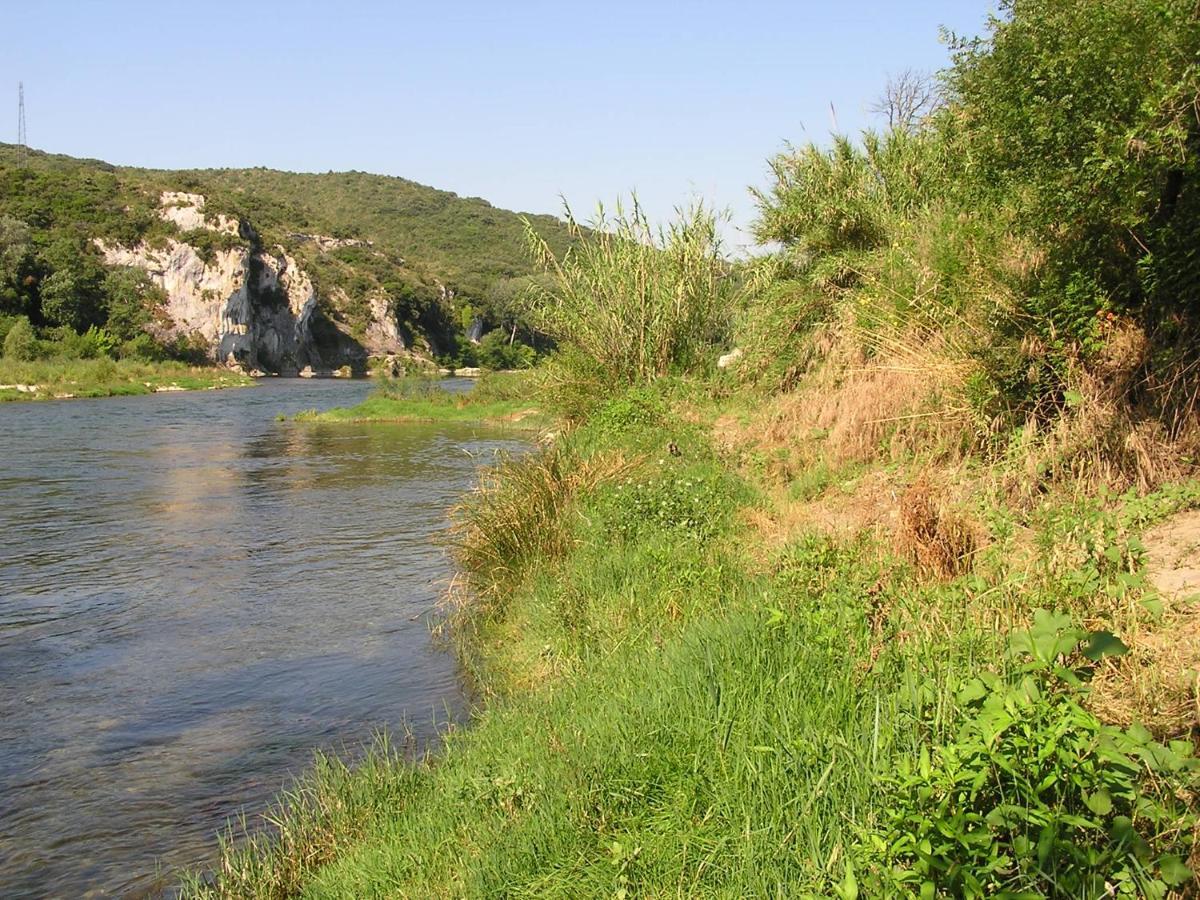 Le Mazet Des Cigales Villa Vers Pont du Gard Bagian luar foto