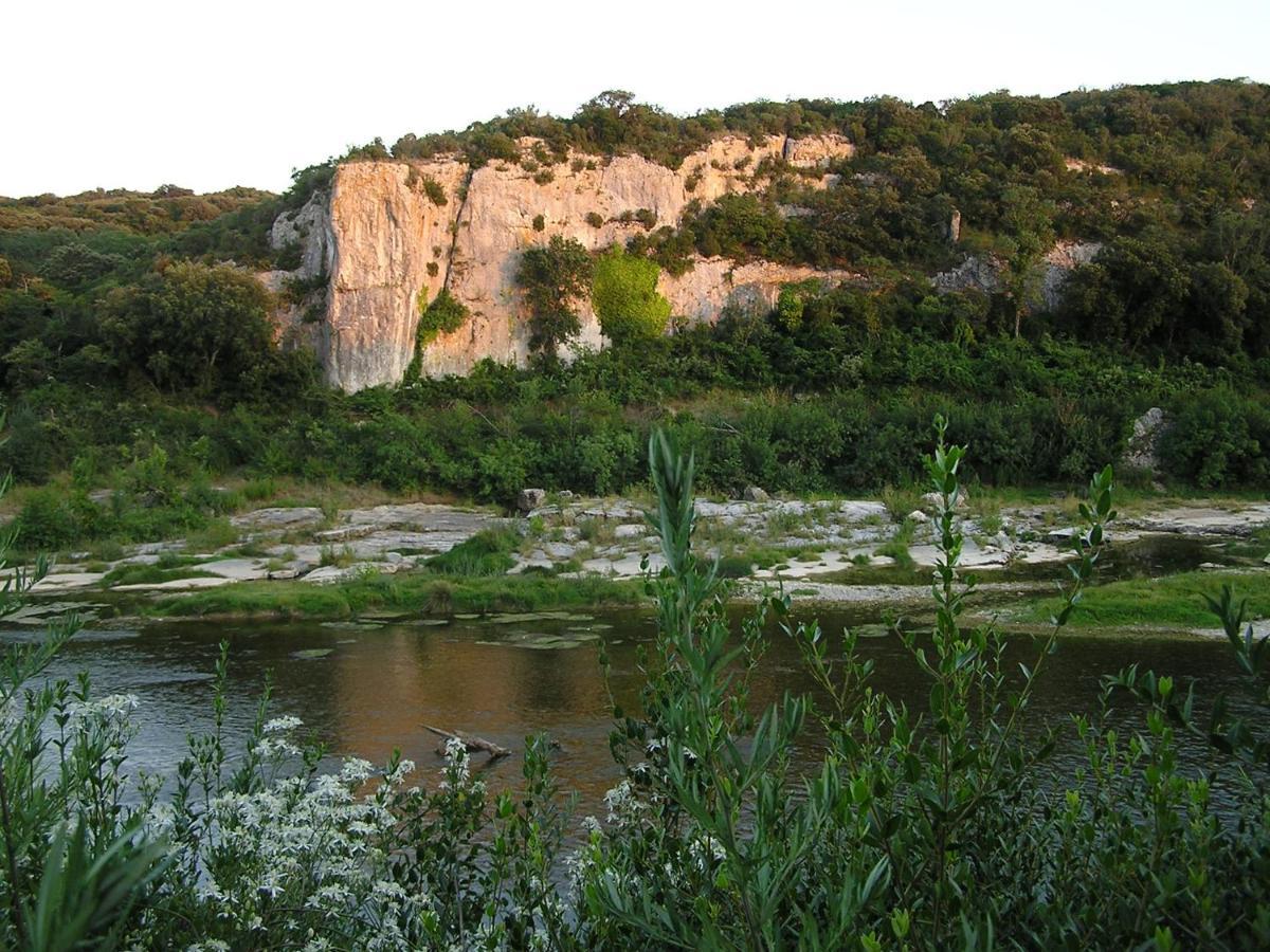 Le Mazet Des Cigales Villa Vers Pont du Gard Bagian luar foto